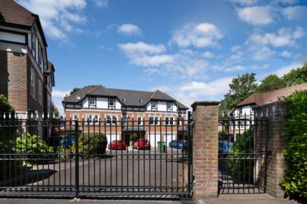 Sterling Place, Weybridge, Image 18