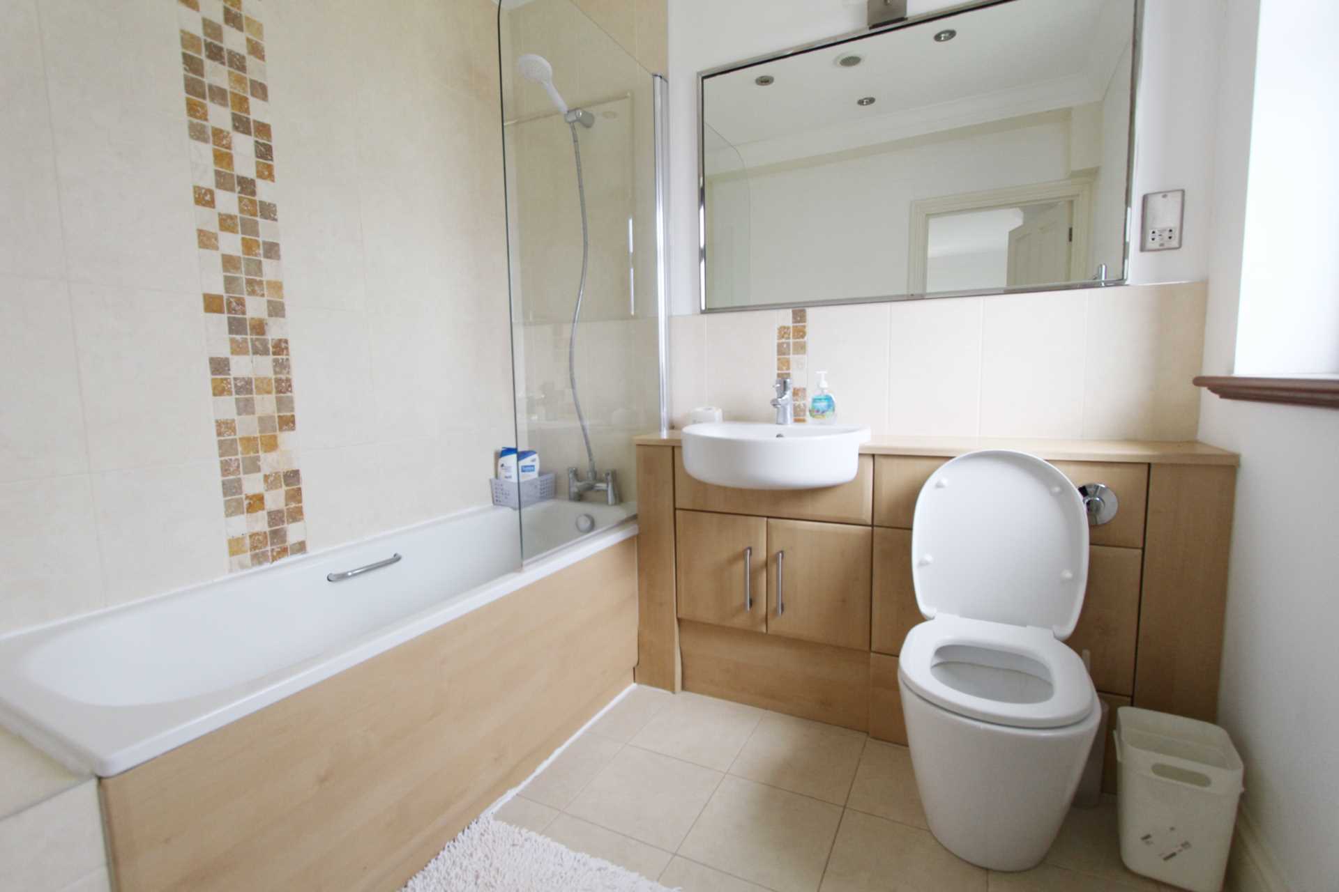 Henley Drive, Kingston Upon Thames, Image 9