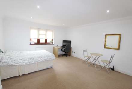 Henley Drive, Kingston Upon Thames, Image 11