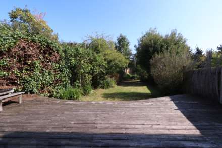 Lynwood Drive, Worcester Park, Image 16
