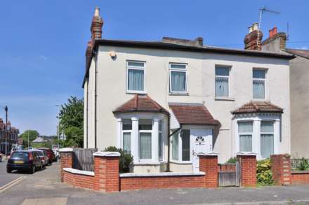 Cambridge Road, New Malden