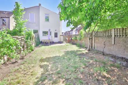Cambridge Road, New Malden, Image 15