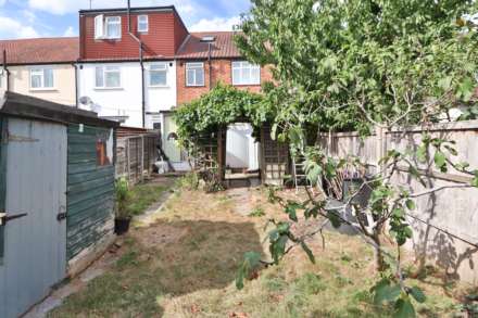 Franks Avenue, New Malden, Image 11