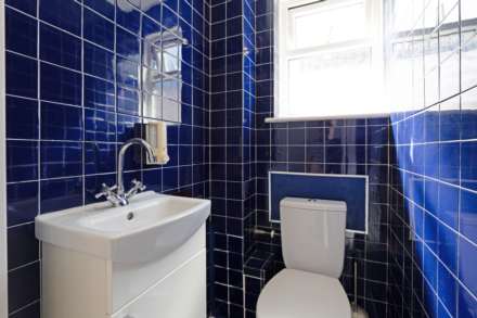 Motspur Park, New Malden, Image 15