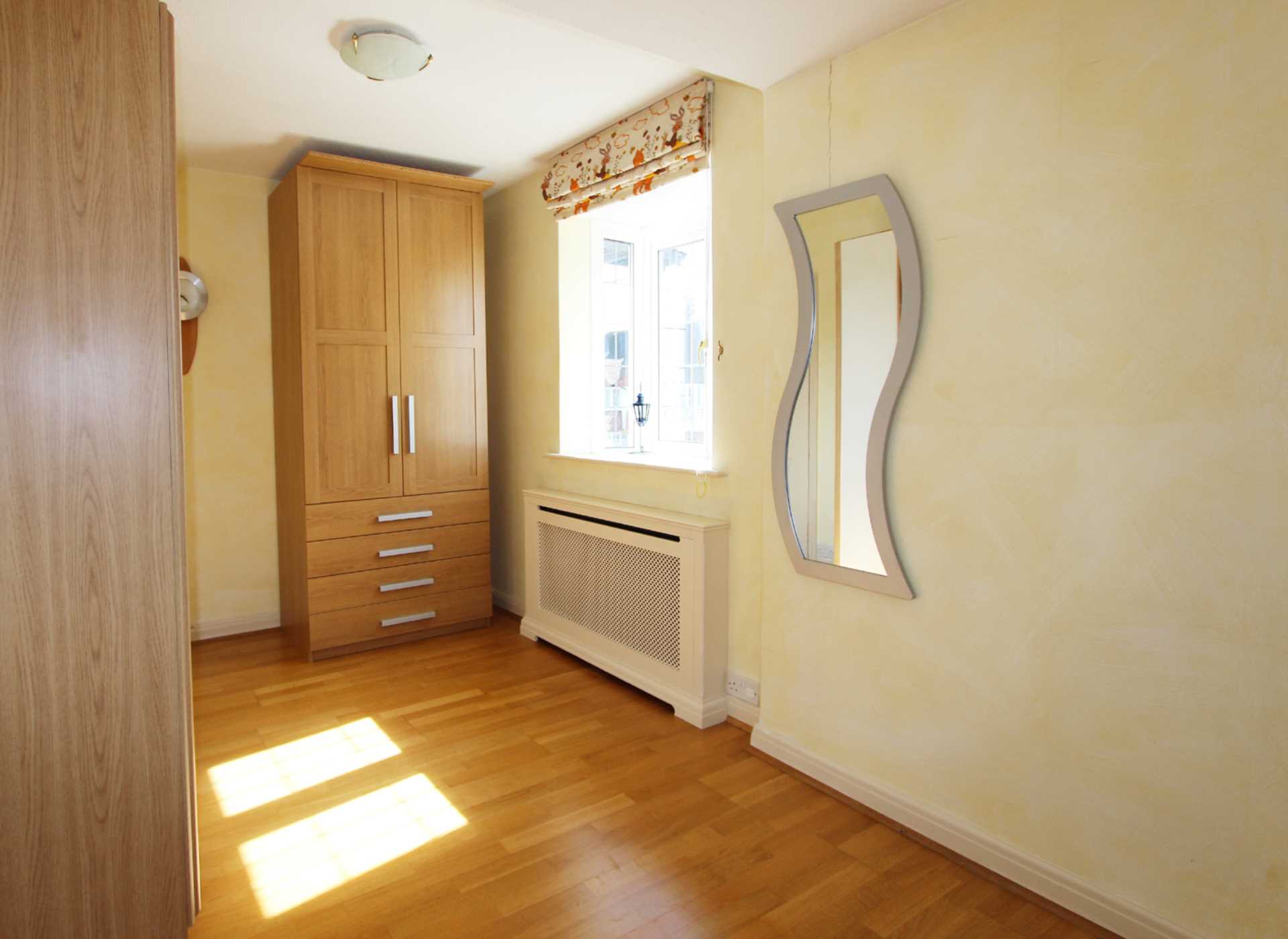 Cardinal Crescent, New Malden, Image 13