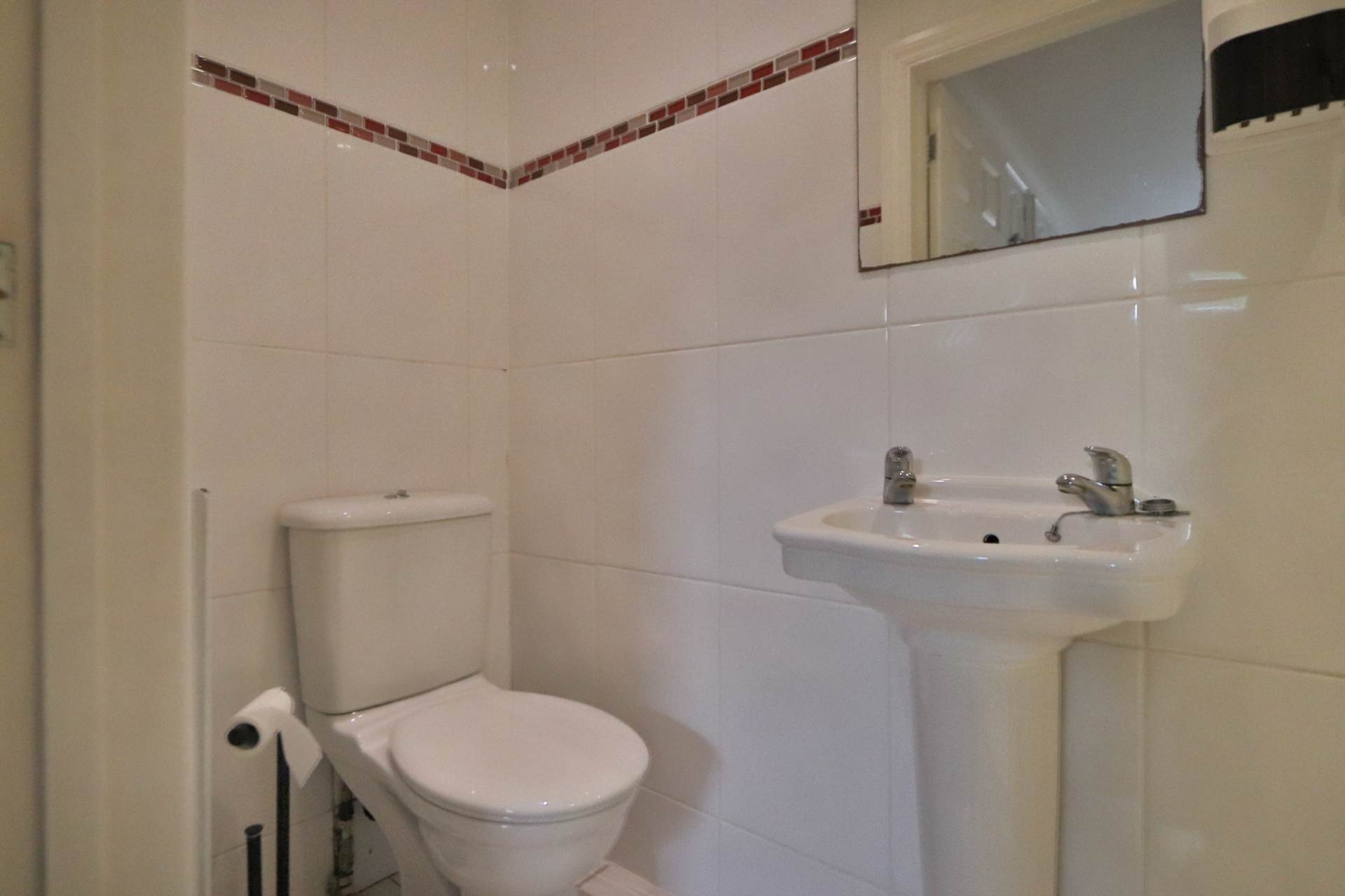 Grafton Road, New Malden, Image 15