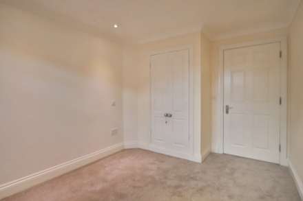 Grafton Road, New Malden, Image 10