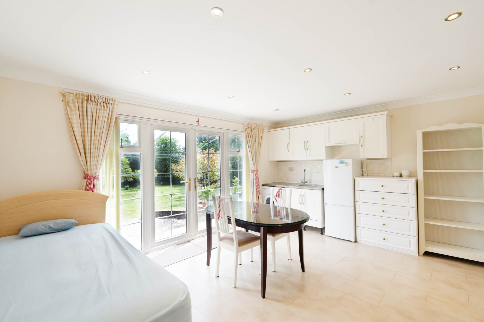 The Avenue, Worcester Park, Image 1