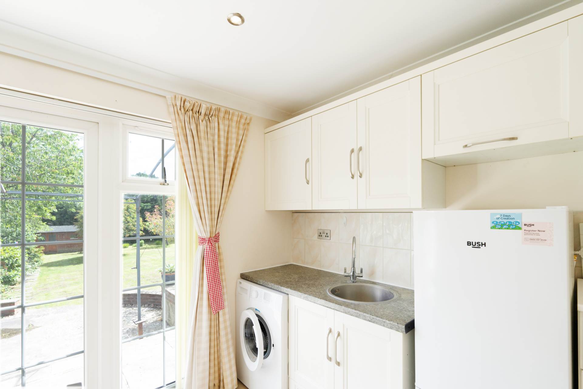 The Avenue, Worcester Park, Image 3