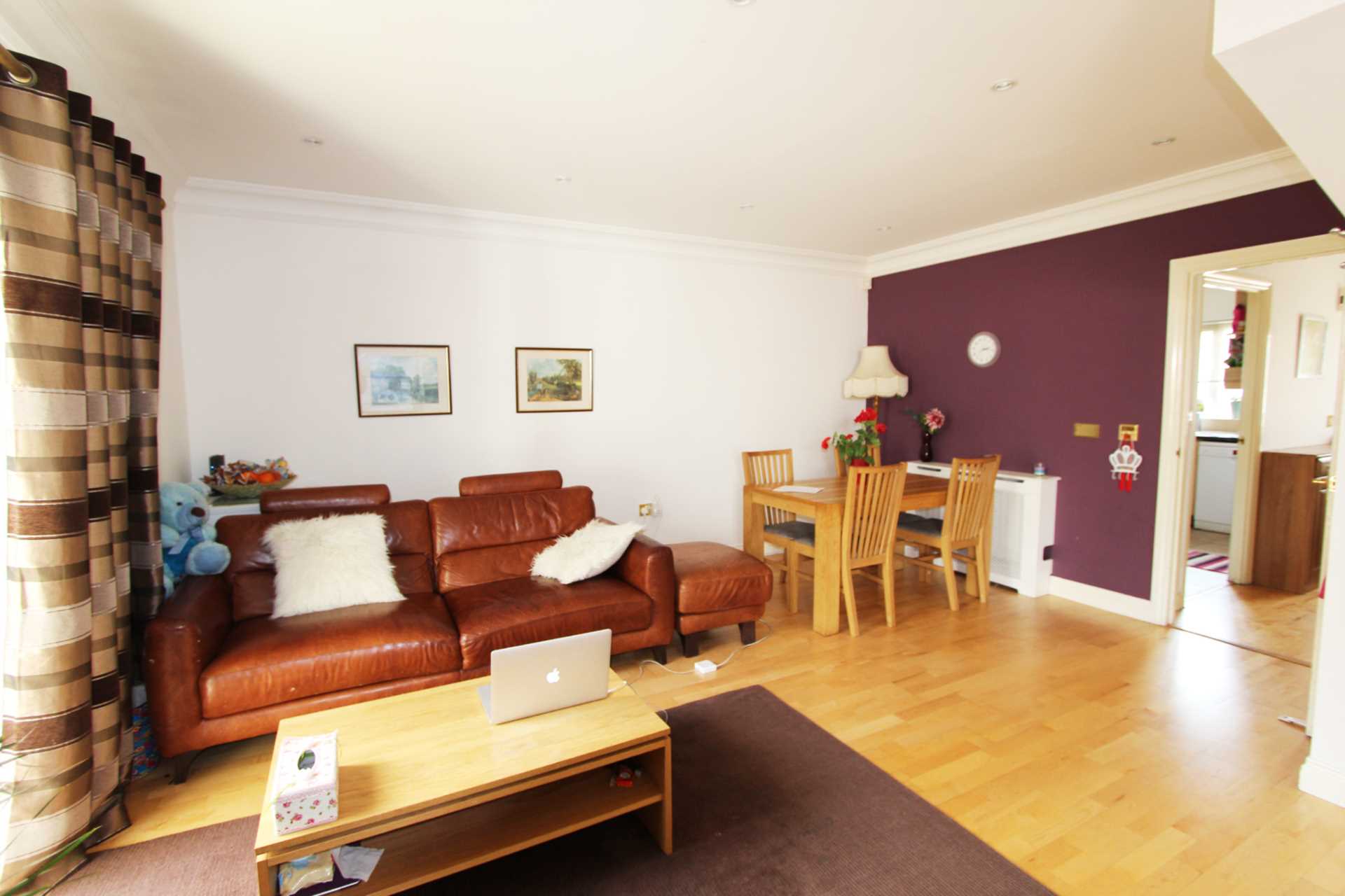 Marl Field Close, Worcester Park, Image 2