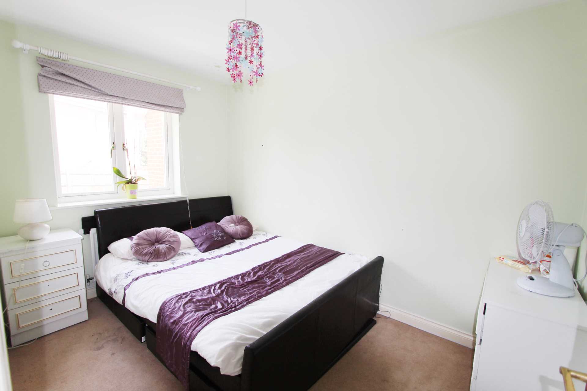 Marl Field Close, Worcester Park, Image 7
