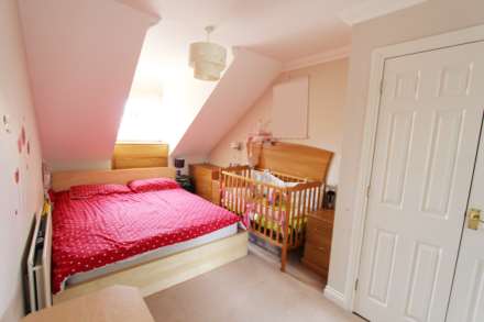 Marl Field Close, Worcester Park, Image 6