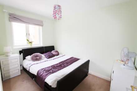 Marl Field Close, Worcester Park, Image 7
