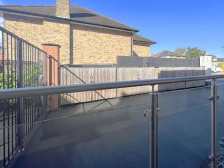 Coombe Road, New Malden, Image 17