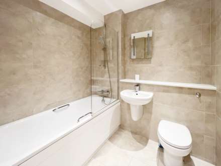 Coombe Road, New Malden, Image 3