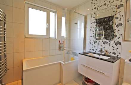 Poplar Grove, New Malden, Image 6