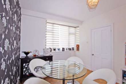 Poplar Grove, New Malden, Image 8