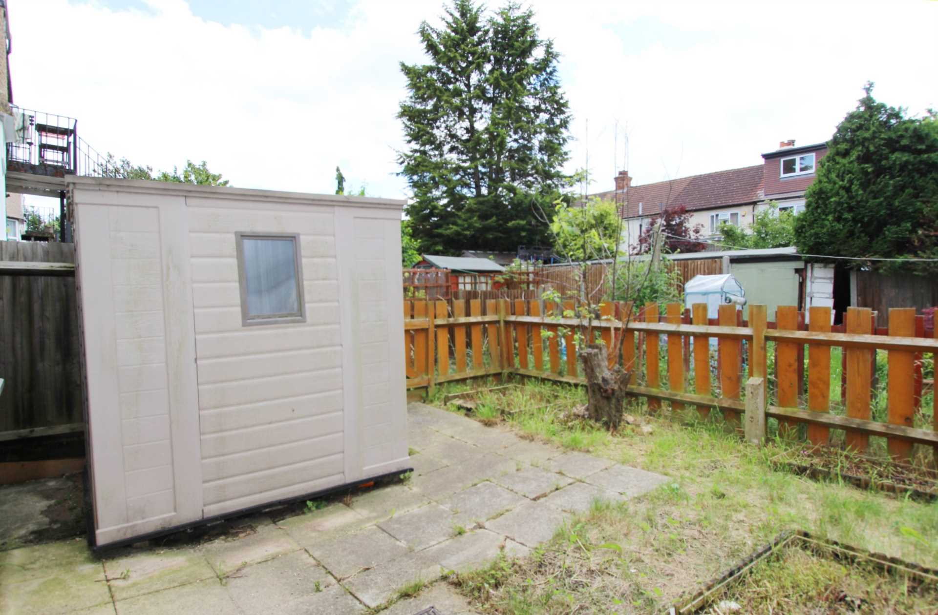 Errol Gardens, New Malden, Image 10