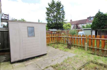 Errol Gardens, New Malden, Image 10