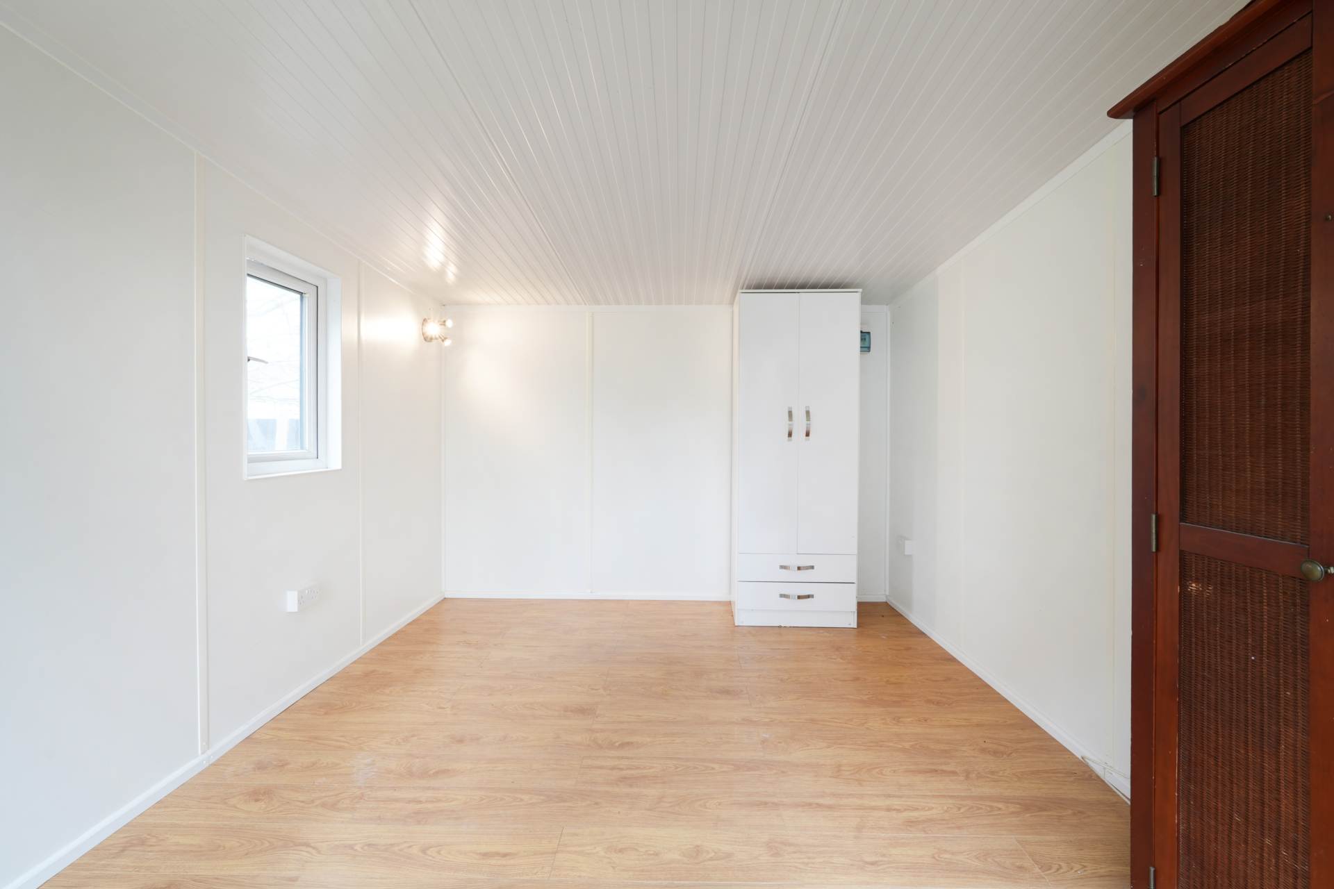 Cleveland Gardens, Worcester Park, Image 15