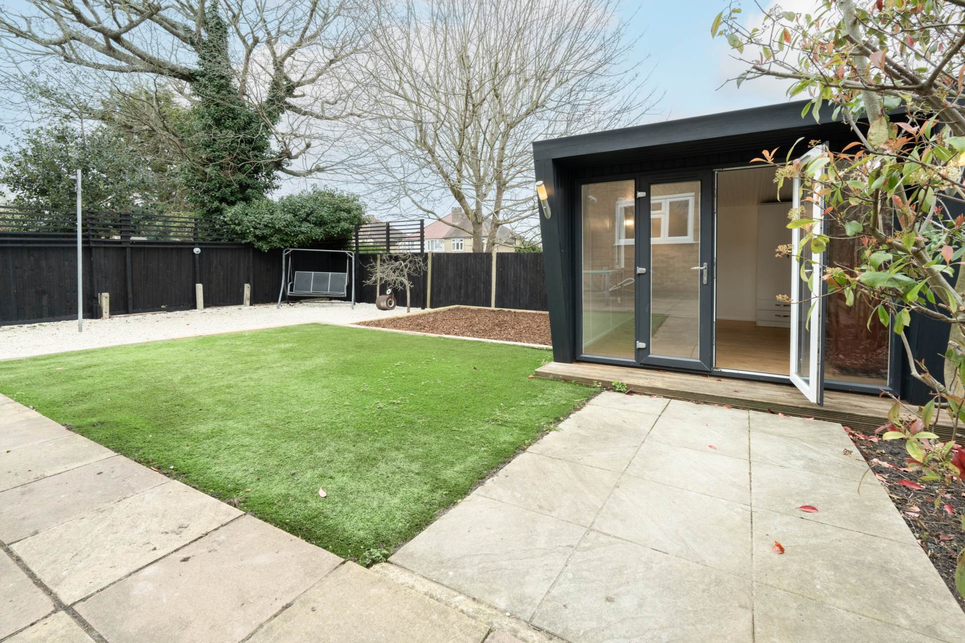 Cleveland Gardens, Worcester Park, Image 4