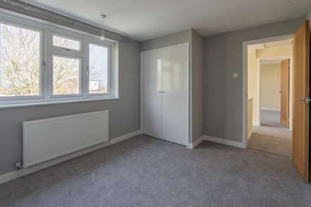 Cleveland Gardens, Worcester Park, Image 11