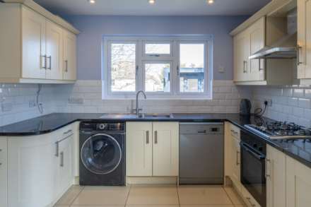 Cleveland Gardens, Worcester Park, Image 6