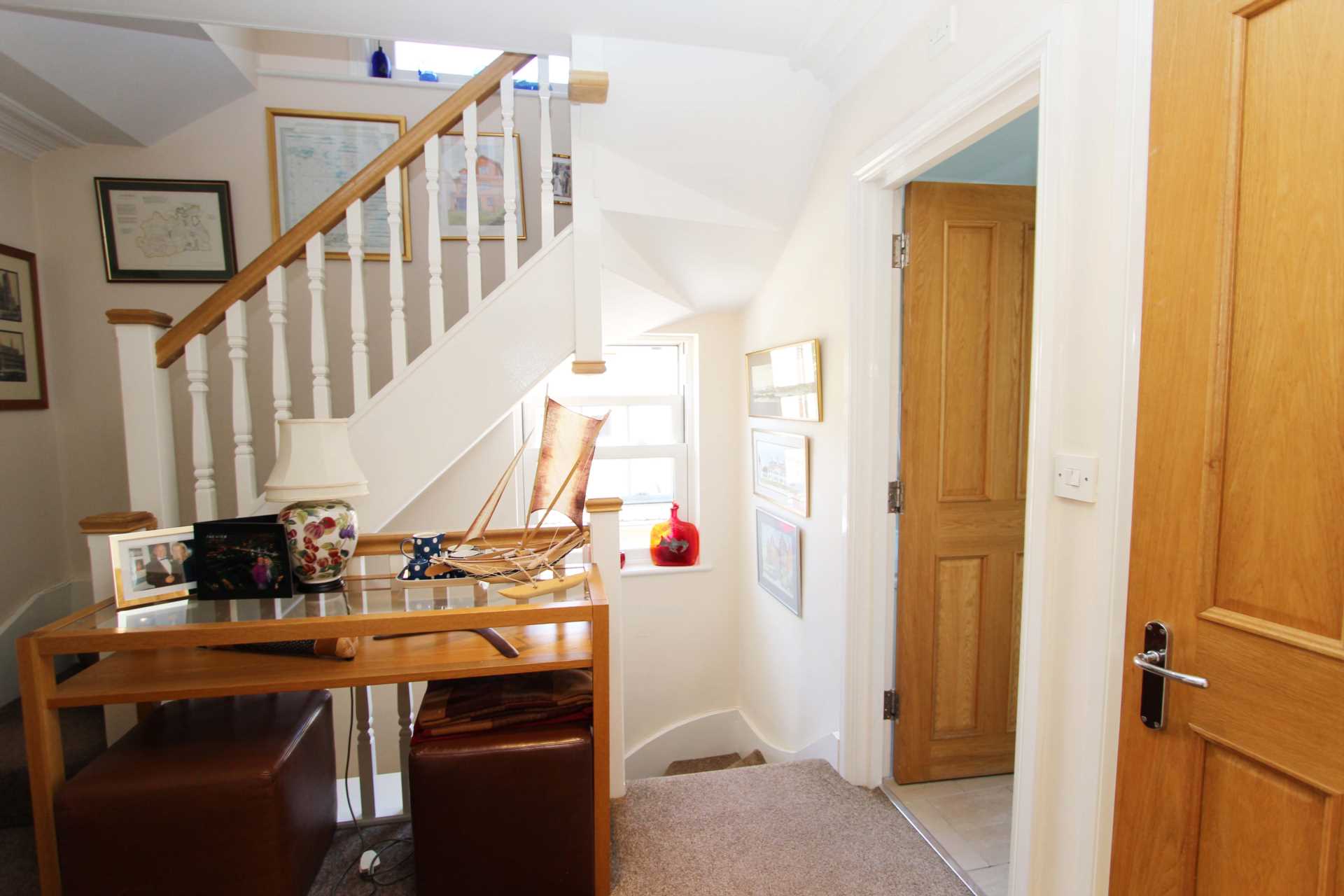 Geneva Road, Kingston Upon Thames, Image 19