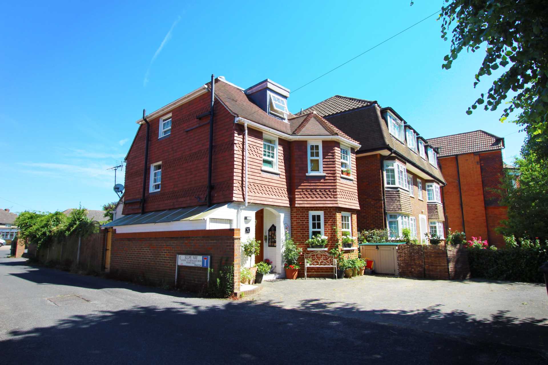 Geneva Road, Kingston Upon Thames, Image 23