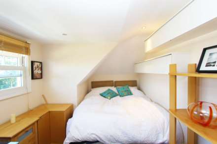 Geneva Road, Kingston Upon Thames, Image 16