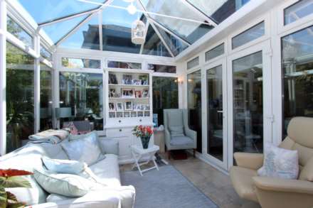 Geneva Road, Kingston Upon Thames, Image 2