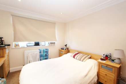 Geneva Road, Kingston Upon Thames, Image 20