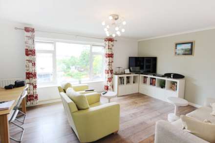 Connaught Road, New Malden, Image 2