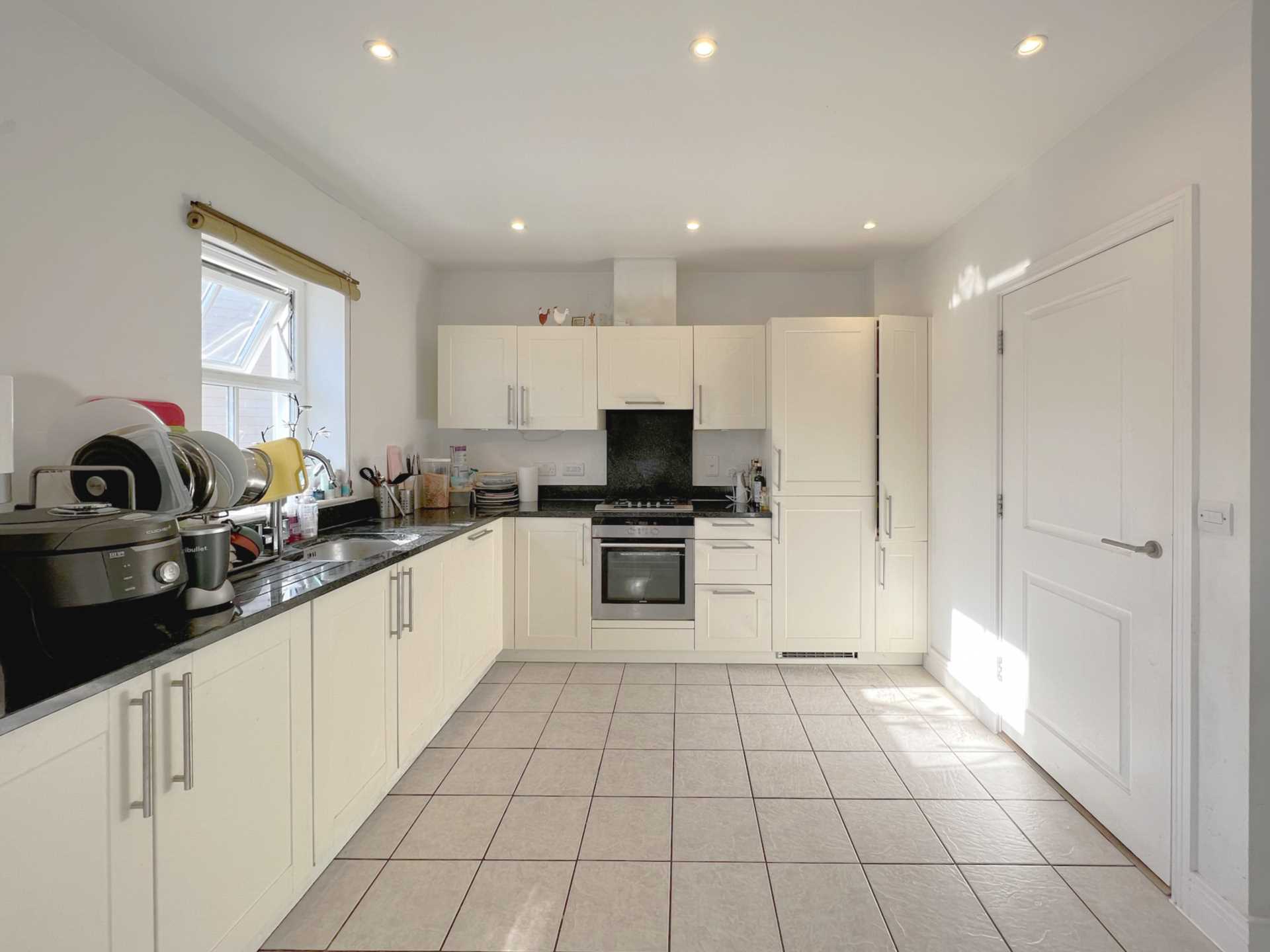 Heatherlea Grove, Worcester Park, Image 3