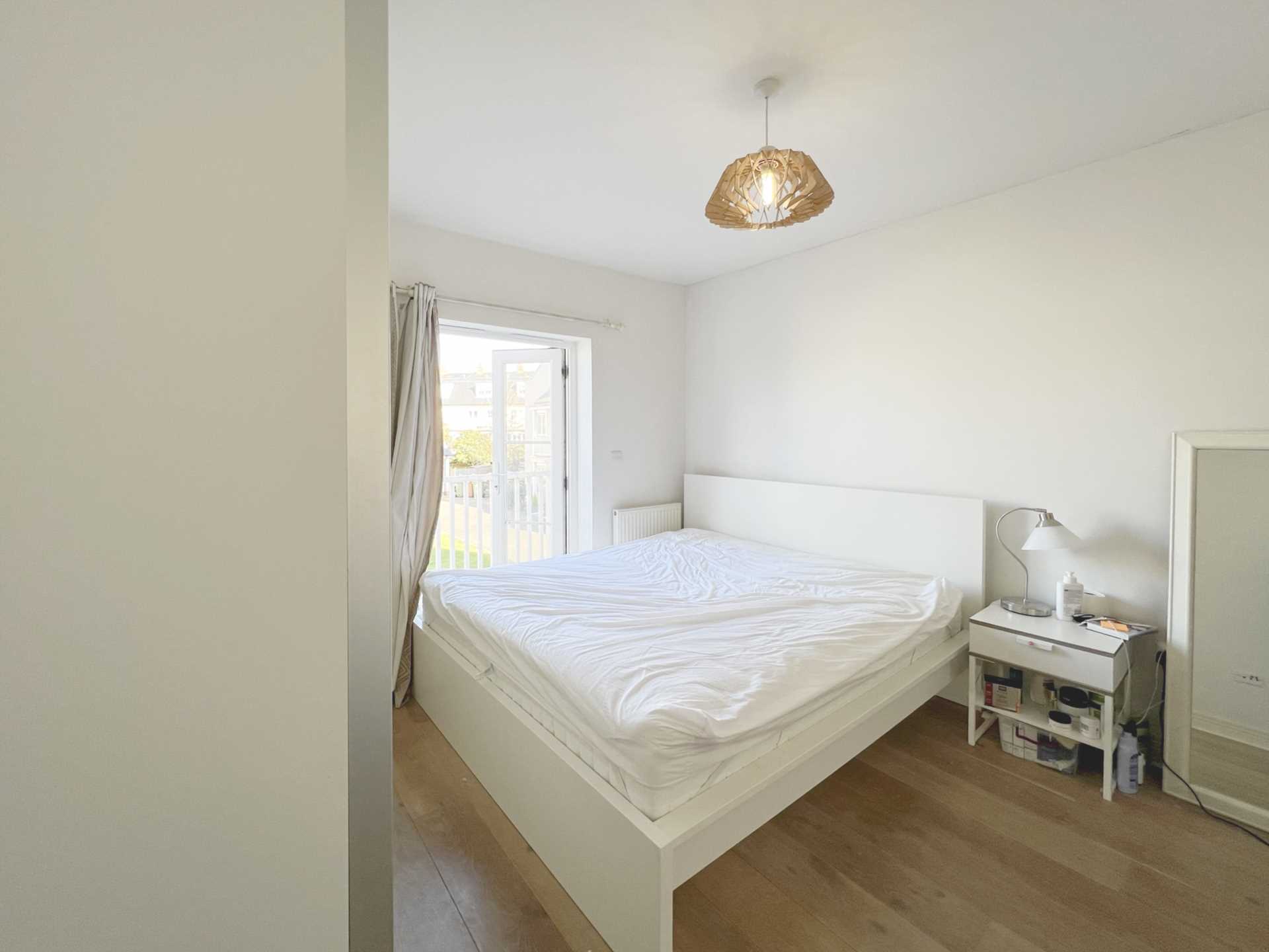 Heatherlea Grove, Worcester Park, Image 5