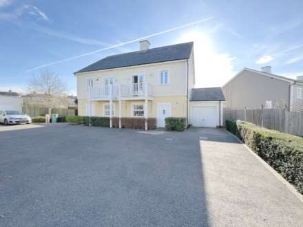 Property For Rent Heatherlea Grove, Worcester Park