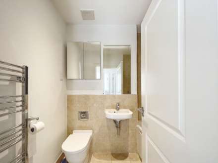 Heatherlea Grove, Worcester Park, Image 8