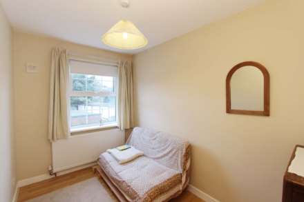 Spinney Close, New Malden, Image 5