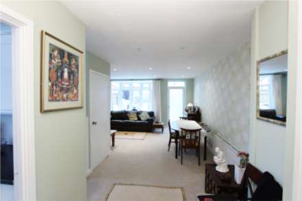 Spinney Close, New Malden, Image 8