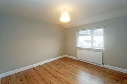 Kingston Road, New Malden, Image 5