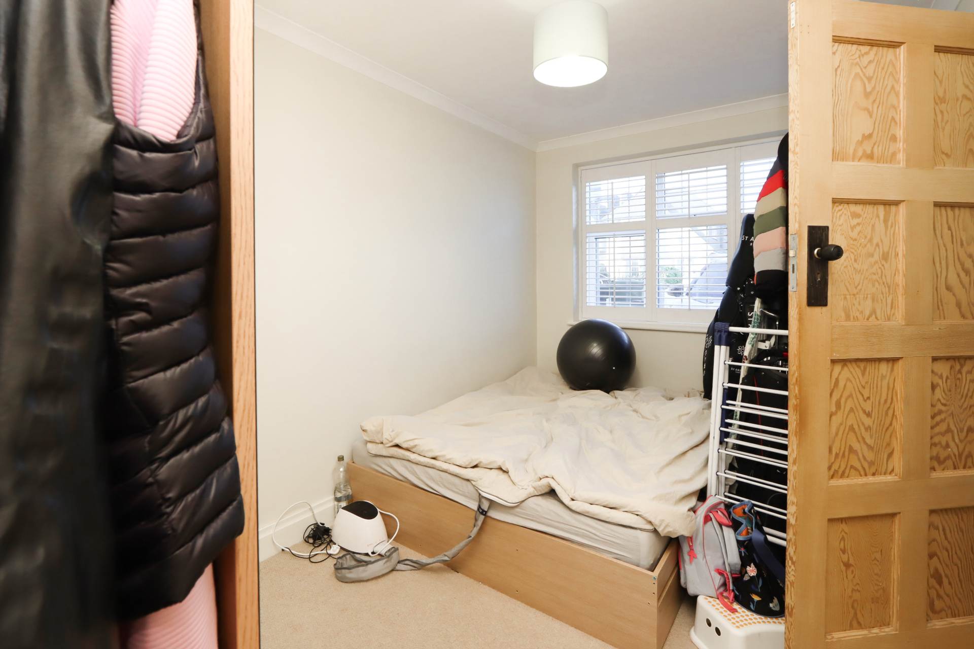Fir Grove, New Malden, Image 14
