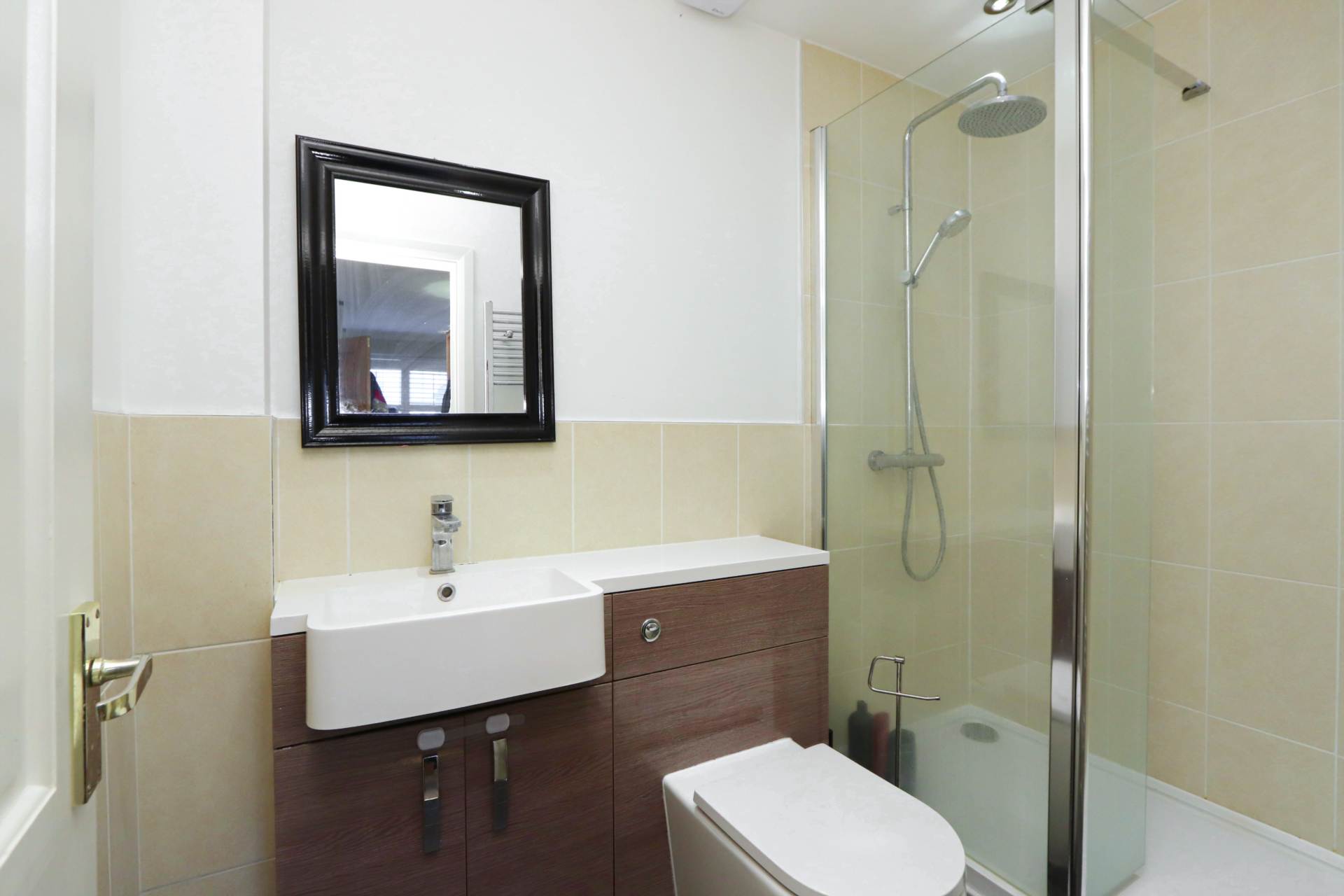 Fir Grove, New Malden, Image 16