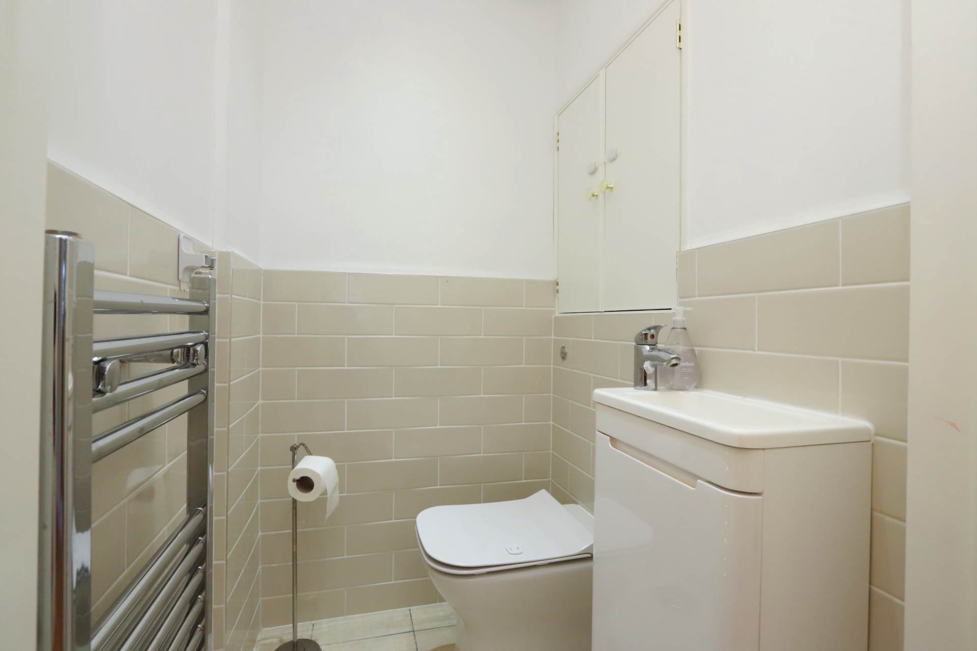 Fir Grove, New Malden, Image 18