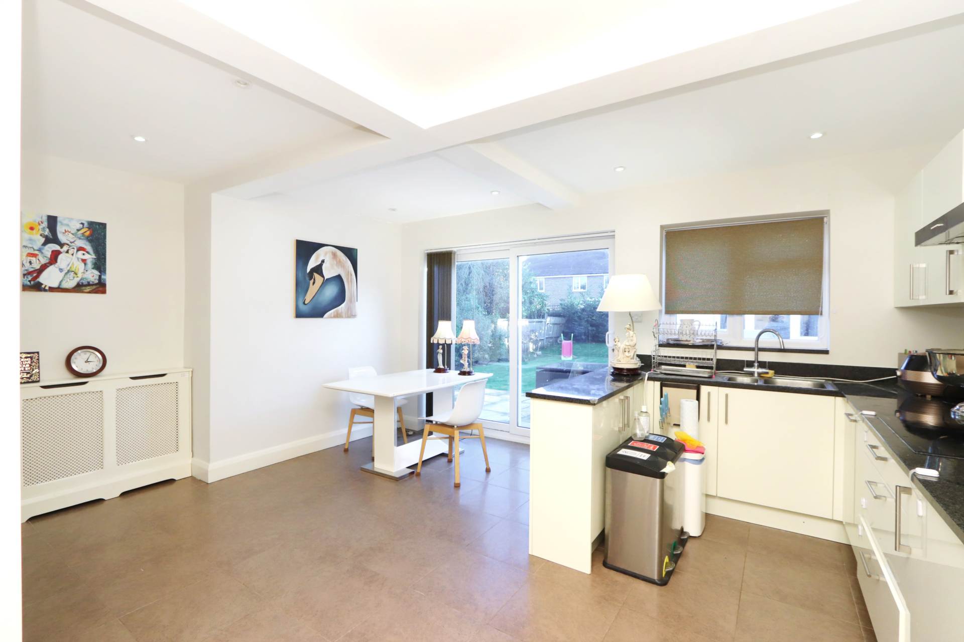 Fir Grove, New Malden, Image 5