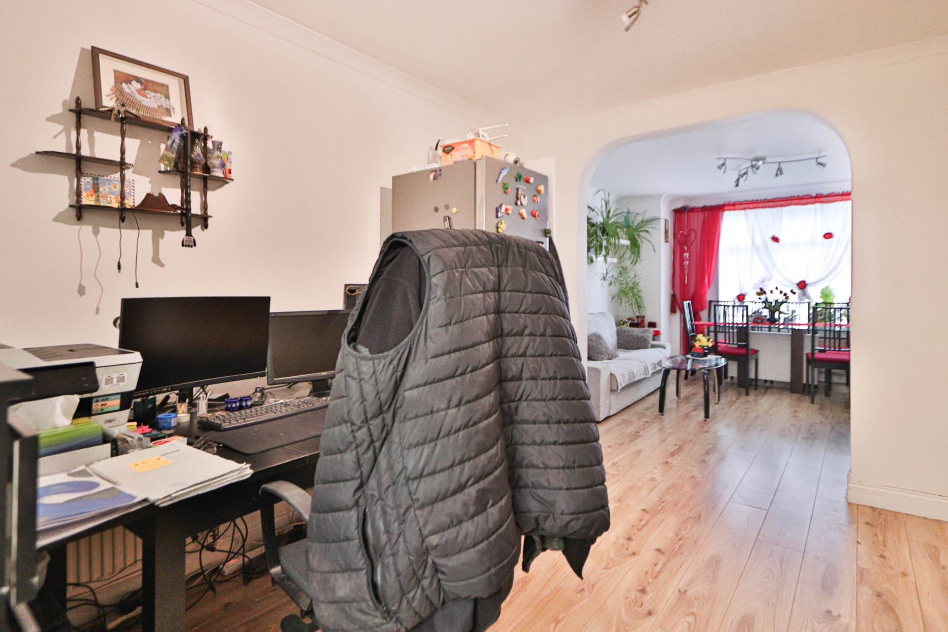 Peel Way, Uxbridge, Image 5
