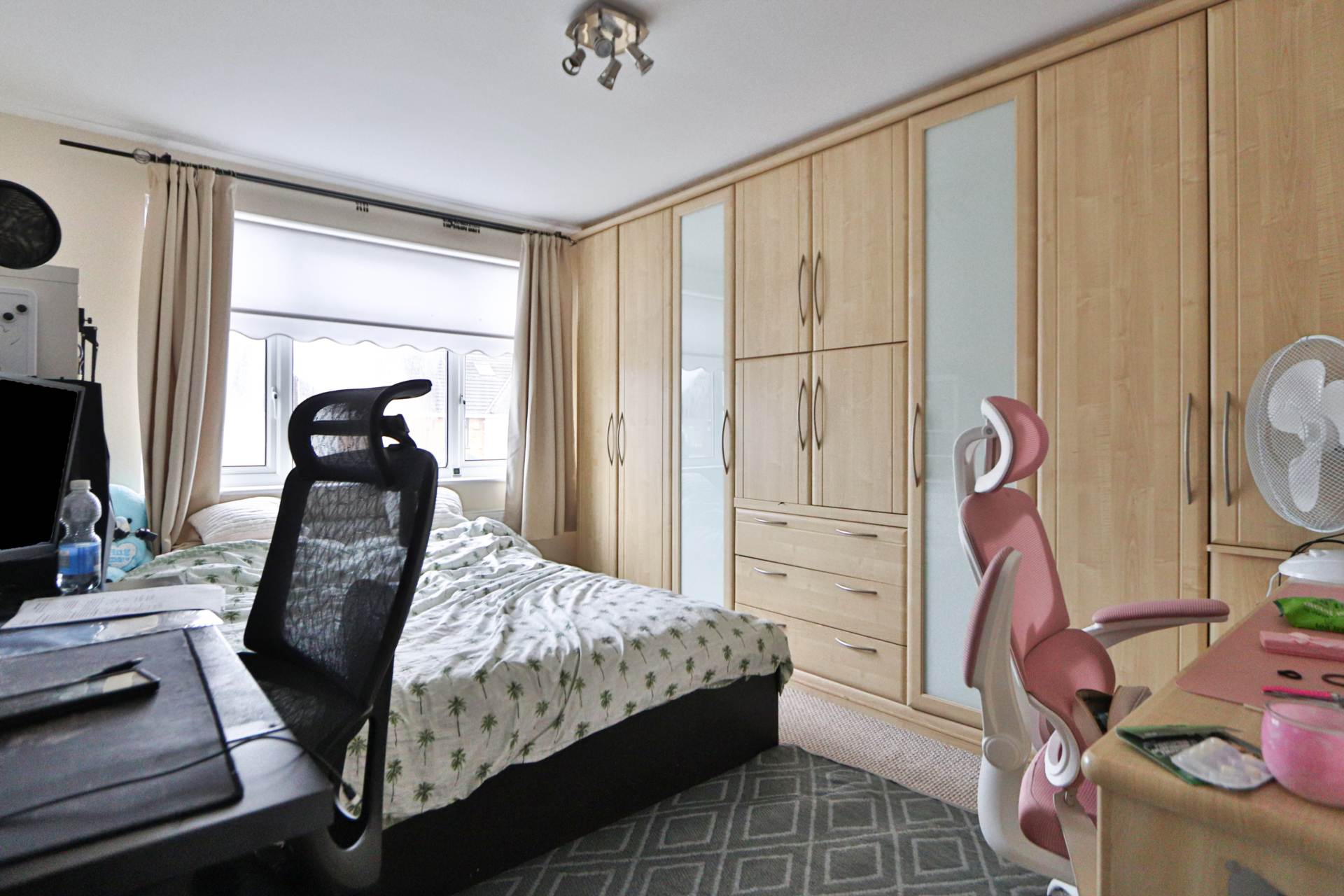 Peel Way, Uxbridge, Image 8