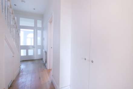 Acacia Grove, New Malden, Image 8