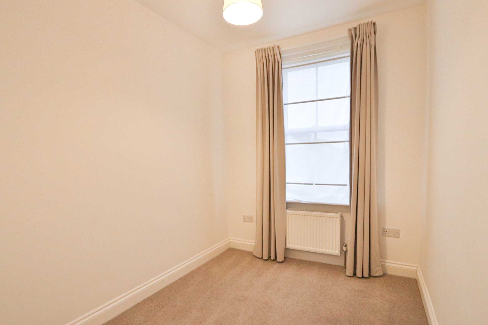 Beaconsfield Road, New Malden, Image 15