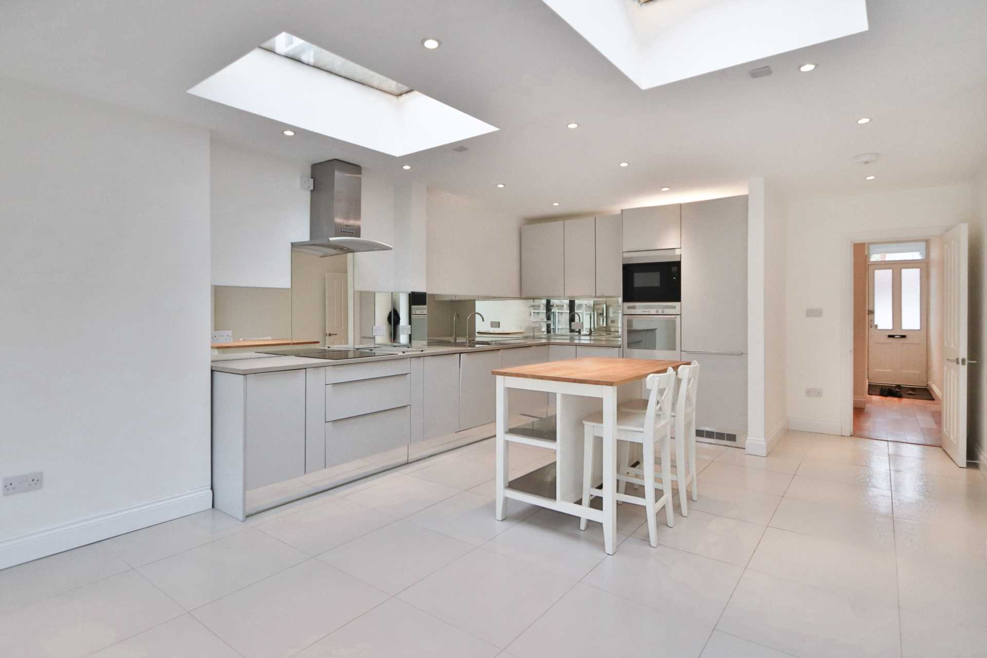 Beaconsfield Road, New Malden, Image 4