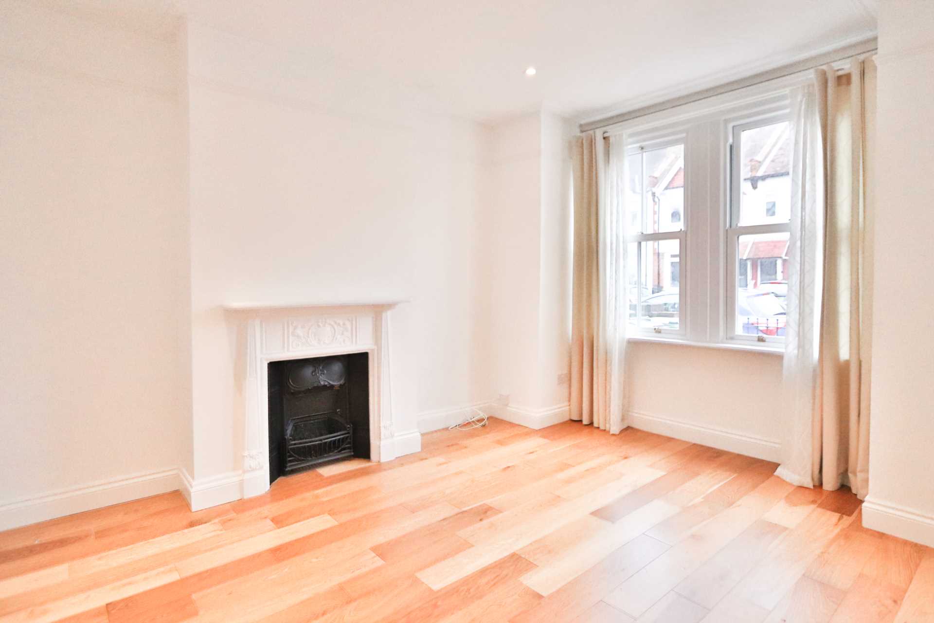 Beaconsfield Road, New Malden, Image 5